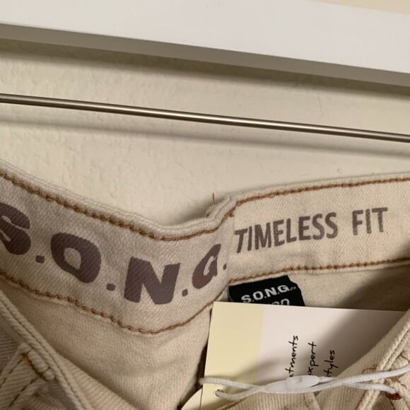 S.O.N.G High Rise Timeless Fit Cream Stretch Jeans - Picture 5 of 15